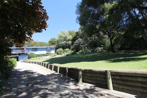 Photo of property in 17 Beach Place, Havelock, 7100