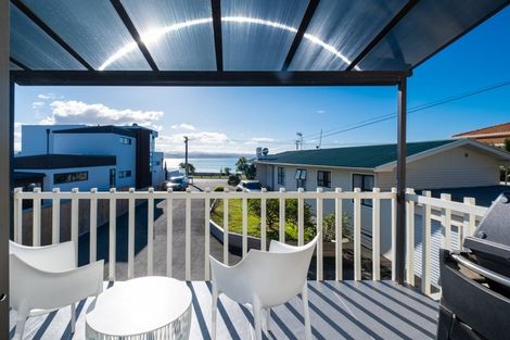Photo of property in 3/16 Charles Street, Westshore, Napier, 4110