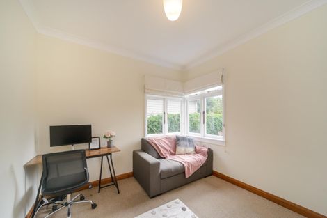Photo of property in 24 Kauri Street, Roslyn, Palmerston North, 4414