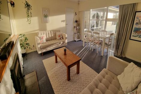 Photo of property in 14 Robert Street, Newlands, Wellington, 6037