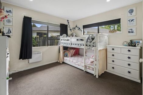 Photo of property in 19 Rhonda Place, Opaheke, Papakura, 2113