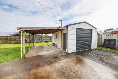 Photo of property in 33 Holland Crescent, Bulls, 4818