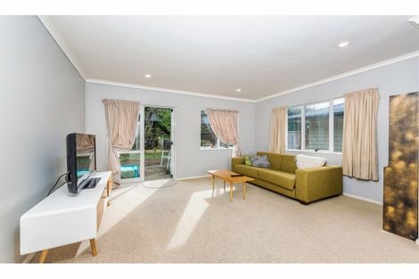 Photo of property in 8/61 The Avenue, Albany, Auckland, 0632