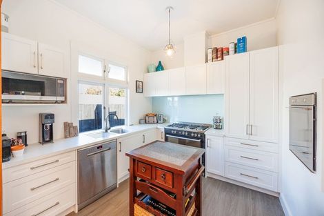 Photo of property in 22 Matipo Street, Takaro, Palmerston North, 4410