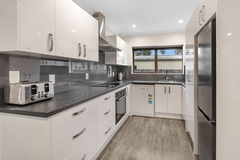 Photo of property in 16a Mahanga Road, Fairy Springs, Rotorua, 3015