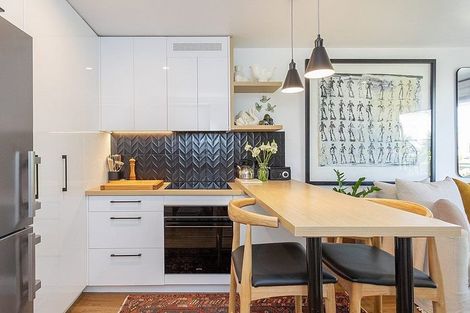 Photo of property in 1/11 Sentinel Road, Herne Bay, Auckland, 1011