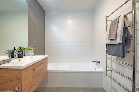 Photo of property in 3 Te One Place, Belmont, Auckland, 0622