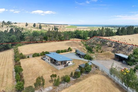 Photo of property in 442 Double Corner Road, Amberley, 7481