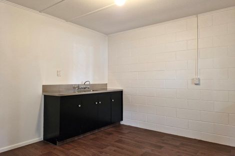 Photo of property in 1/73 Lake Road, Northcote, Auckland, 0627