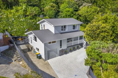 Photo of property in 5 Spey Place, Papakowhai, Porirua, 5024