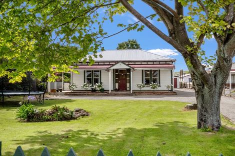 Photo of property in 77 Sedcole Street, Pahiatua, 4910