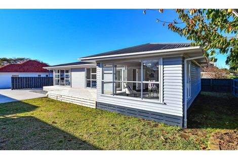 Photo of property in 40a Sturdee Road, Manurewa, Auckland, 2102