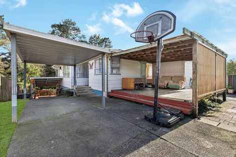 Photo of property in 70 Helena Street, Massey, Auckland, 0614