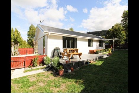 Photo of property in 20a Renall Street, Featherston, 5710