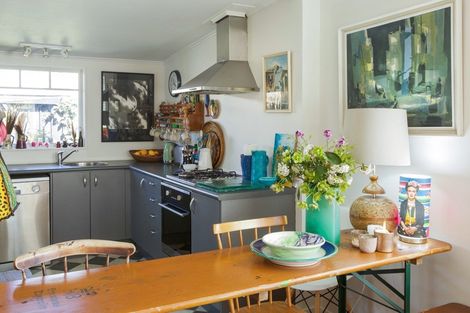 Photo of property in 20b Wood Street, Greytown, 5712