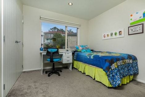 Photo of property in 30c Schnapper Rock Road, Schnapper Rock, Auckland, 0632