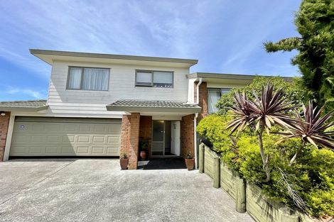 Photo of property in 25 Chadlington Avenue, Henderson, Auckland, 0612