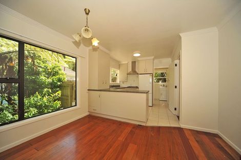 Photo of property in 20 Lyndhurst Road, Tawa, Wellington, 5028