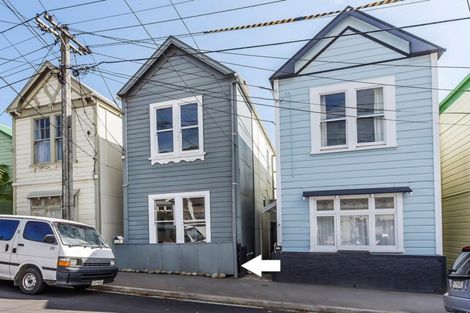 Photo of property in 8 Porritt Avenue, Mount Victoria, Wellington, 6011