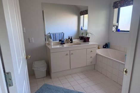 Photo of property in 132 Round Hill Road, Loburn, 7472