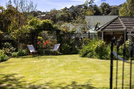 Photo of property in 9 William Street, Akaroa, 7520