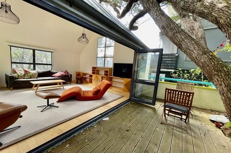 Photo of property in 19 Everton Terrace, Kelburn, Wellington, 6012