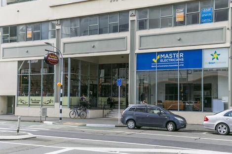 Photo of property in Metro Apartments, 14/220 Thorndon Quay, Pipitea, Wellington, 6011