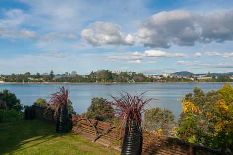 Photo of property in 19 Roderick Street, Otumoetai, Tauranga, 3110