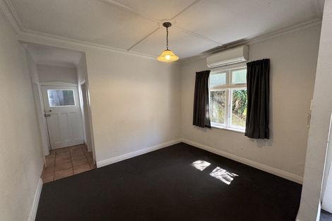 Photo of property in 35 Adams Terrace, Aro Valley, Wellington, 6021