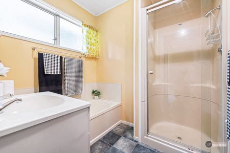 Photo of property in 107 Tirohanga Road, Tirohanga, Lower Hutt, 5010