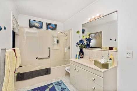 Photo of property in 110 Oceanbeach Road, Mount Maunganui, 3116