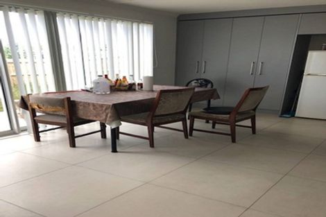 Photo of property in 35 Soaring Bird Drive, Takanini, 2112