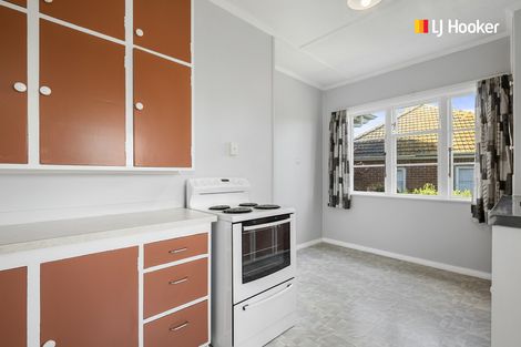 Photo of property in 52 Puketai Street, Andersons Bay, Dunedin, 9013