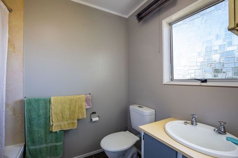 Photo of property in 70 Hume Street, Waitara, 4320