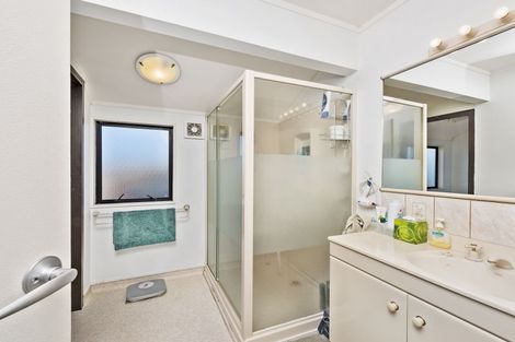 Photo of property in 110 Oceanbeach Road, Mount Maunganui, 3116