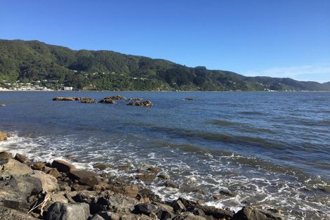 Photo of property in 5 Church Lane, Point Howard, Lower Hutt, 5013