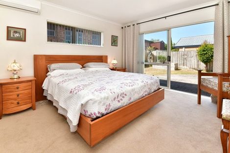 Photo of property in 110 Lakeside Drive, Orewa, 0931