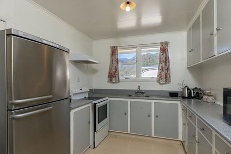 Photo of property in 45a York Street, Picton, 7220