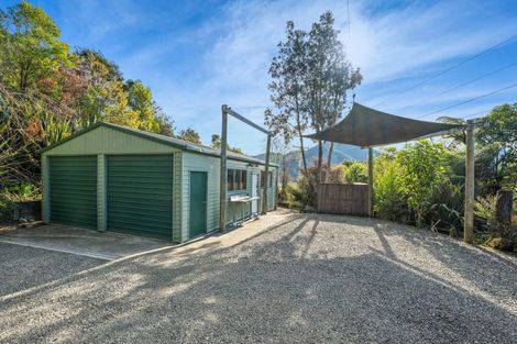 Photo of property in 674 Moetapu Bay Road, Moetapu Bay, Picton, 7282