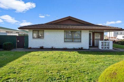 Photo of property in 2/44 Maxwell Road, Blenheim, 7201
