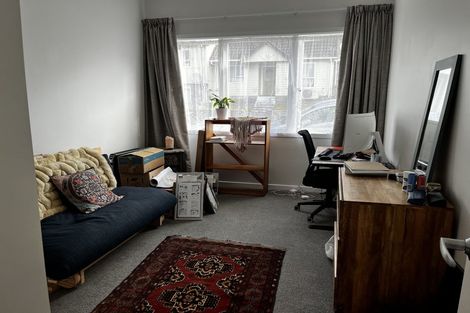 Photo of property in 10 Gordon Street, Newtown, Wellington, 6021