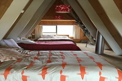 Photo of property in 2 Johnston Crescent, Haast, 7886