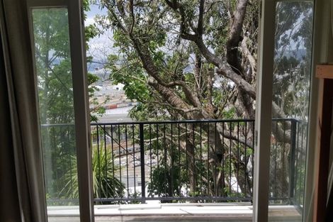 Photo of property in 12 Grosvenor Terrace, Thorndon, Wellington, 6011