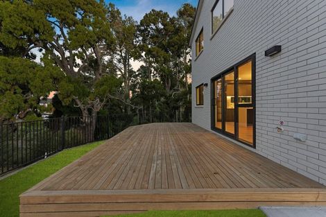 Photo of property in 27 Tannaghmore Drive, Flat Bush, 2019