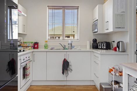 Photo of property in 2/235 Salisbury Street, Christchurch Central, Christchurch, 8013