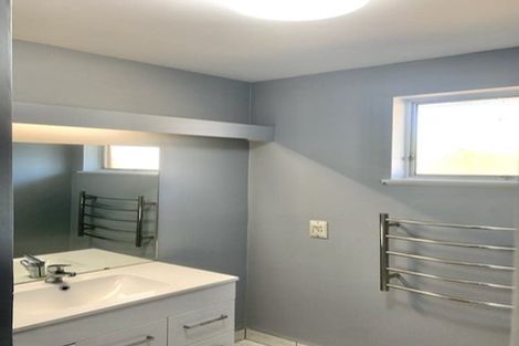 Photo of property in 2/166 Avonhead Road, Avonhead, Christchurch, 8042