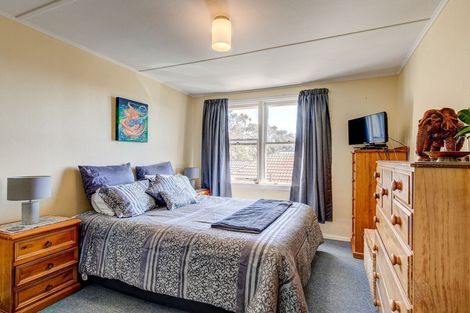 Photo of property in 12 Gear Terrace, Ranui, Porirua, 5024