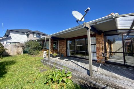 Photo of property in 1/38 Takapu Street, Henderson, Auckland, 0612
