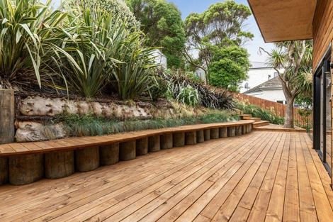 Photo of property in 43 Jacksons Road, Lyttelton, 8082