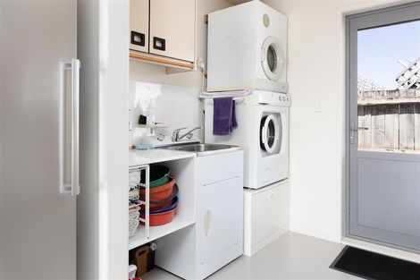 Photo of property in 35 Lakings Road, Springlands, Blenheim, 7201